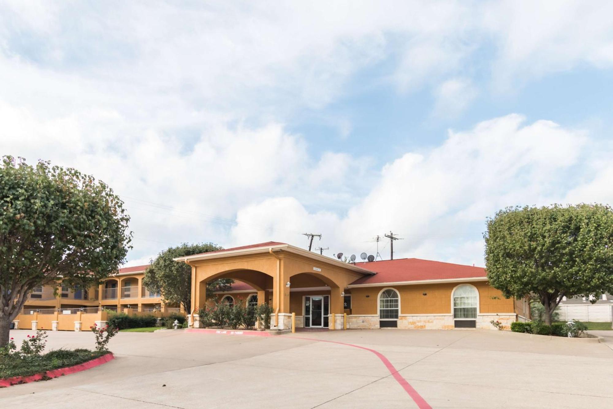 Motel 6 Alvarado Tx Eksteriør billede
